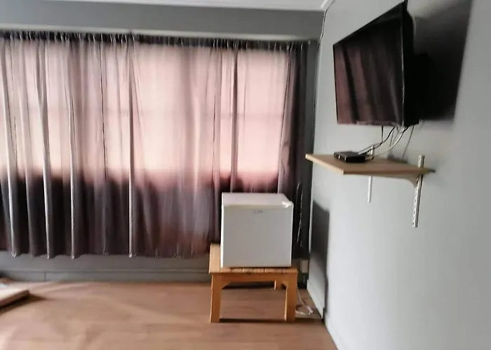 Oyo 857 42 Loft Hotel 2*